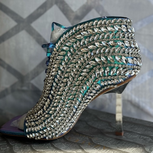 Stiletto booties - Picture 11 of 12